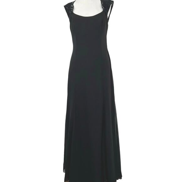 Alvina Valenta Dresses & Skirts - Alvina Valenta Maids Black Lace Open Back Formal Gown Maxi Dress Size 12